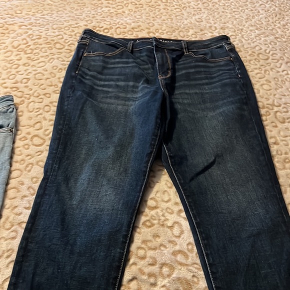 High Rise Crop - Picture 5 of 5